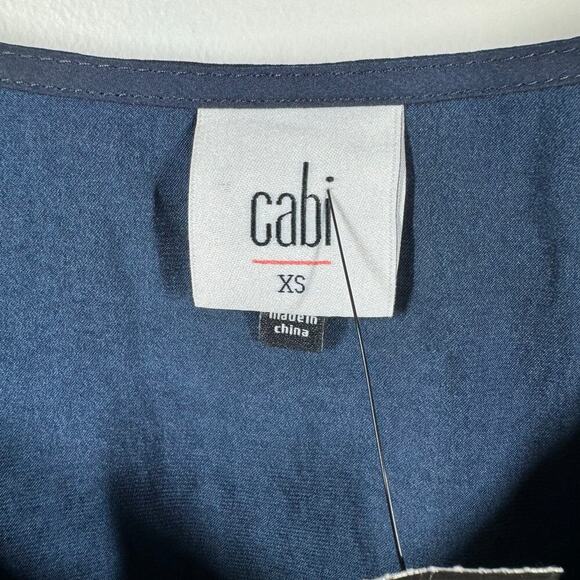 CAbi Top Women Size XS NWT Timeless Blue Blouse Pleated Shoulder Career Modest - Picture 7 of 8